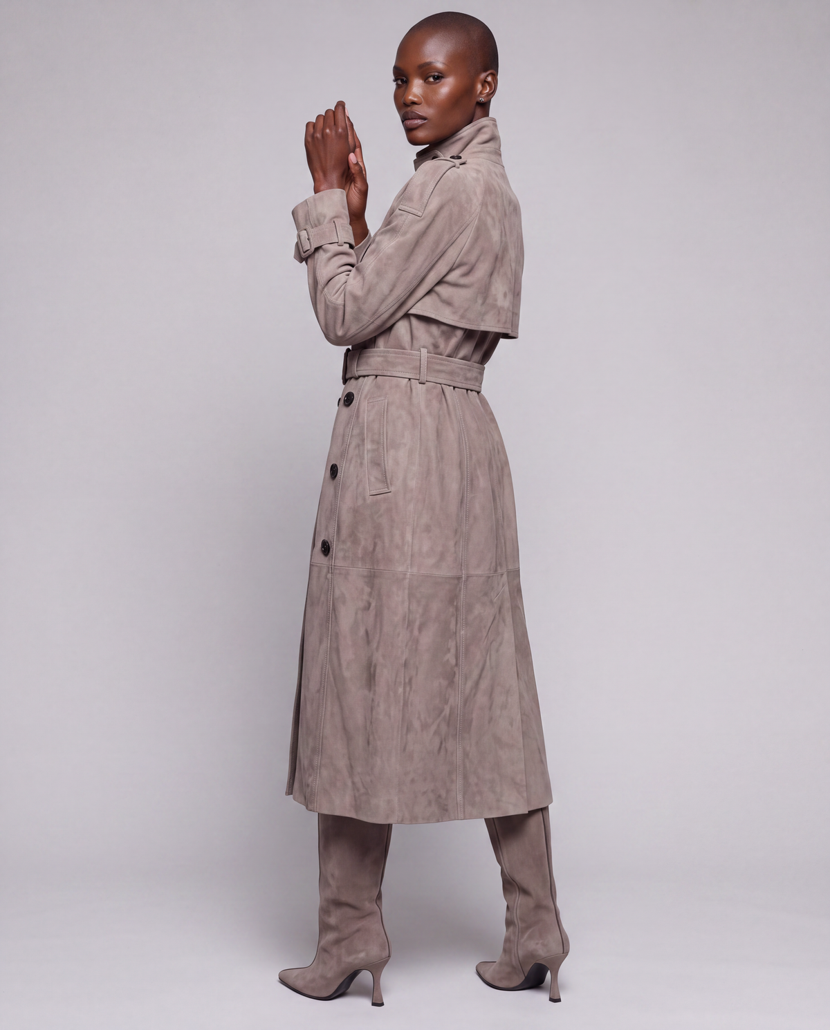 Zamszowy płaszcz damski maxi – SUEDE TRENCH