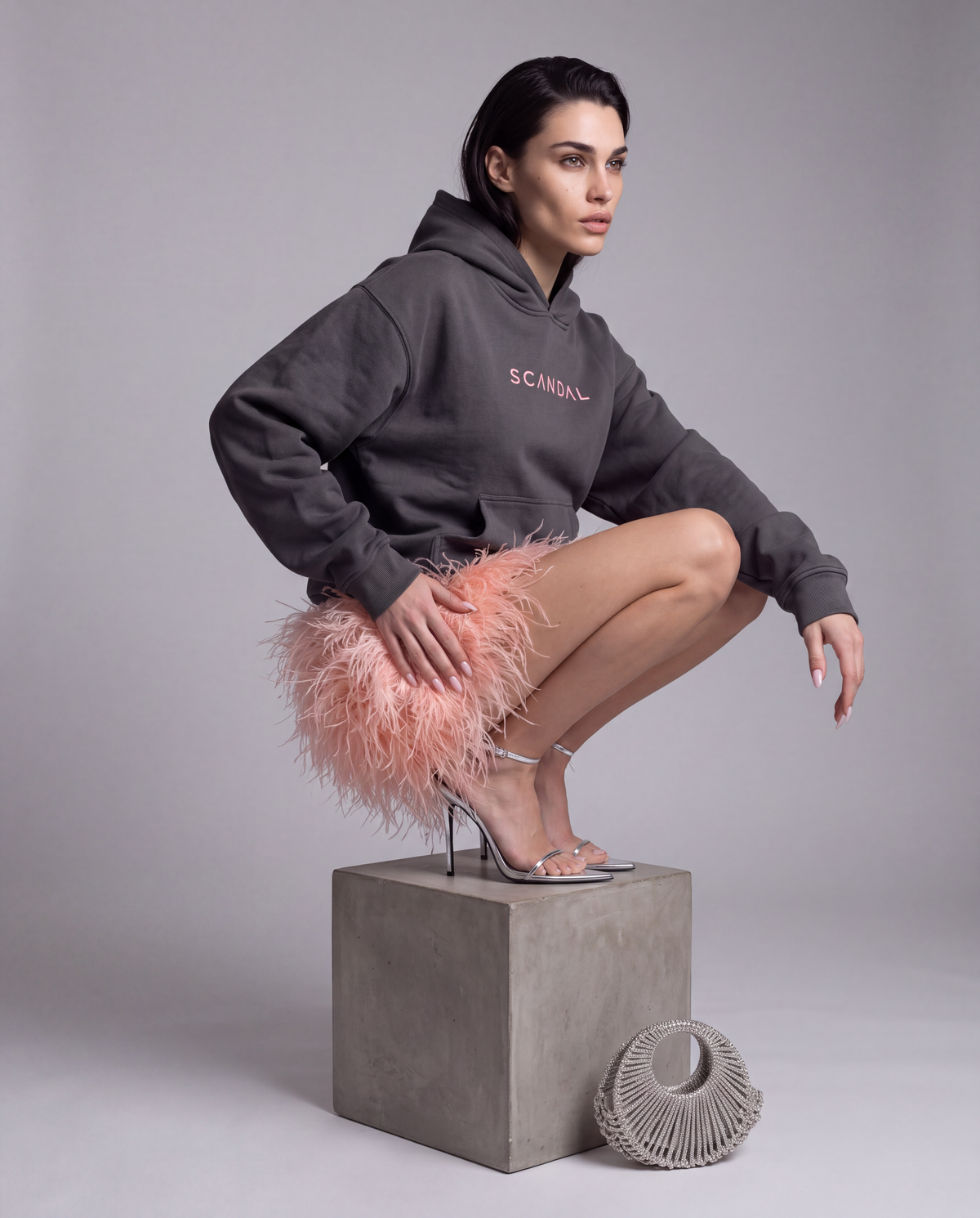 Grafitowa bluza damska oversize z kapturem – SCANDAL