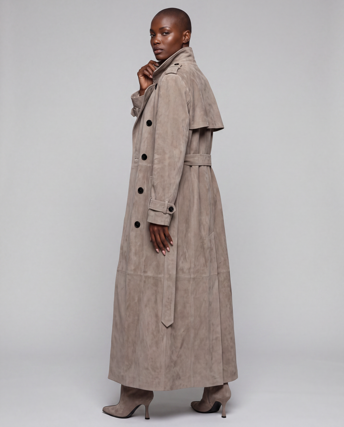 Zamszowy płaszcz damski maxi – SUEDE TRENCH