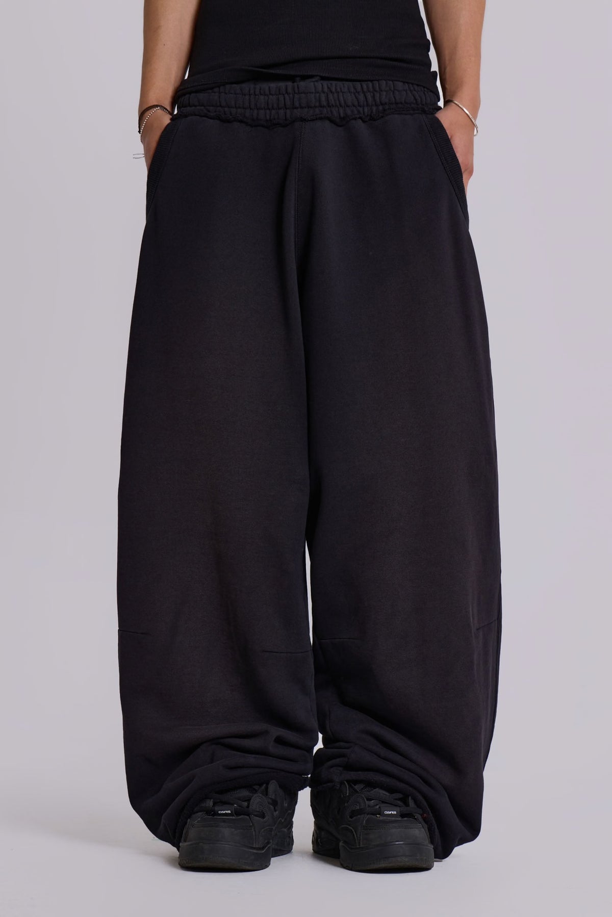 Czarne spodnie overisze z bawełny. Unisex