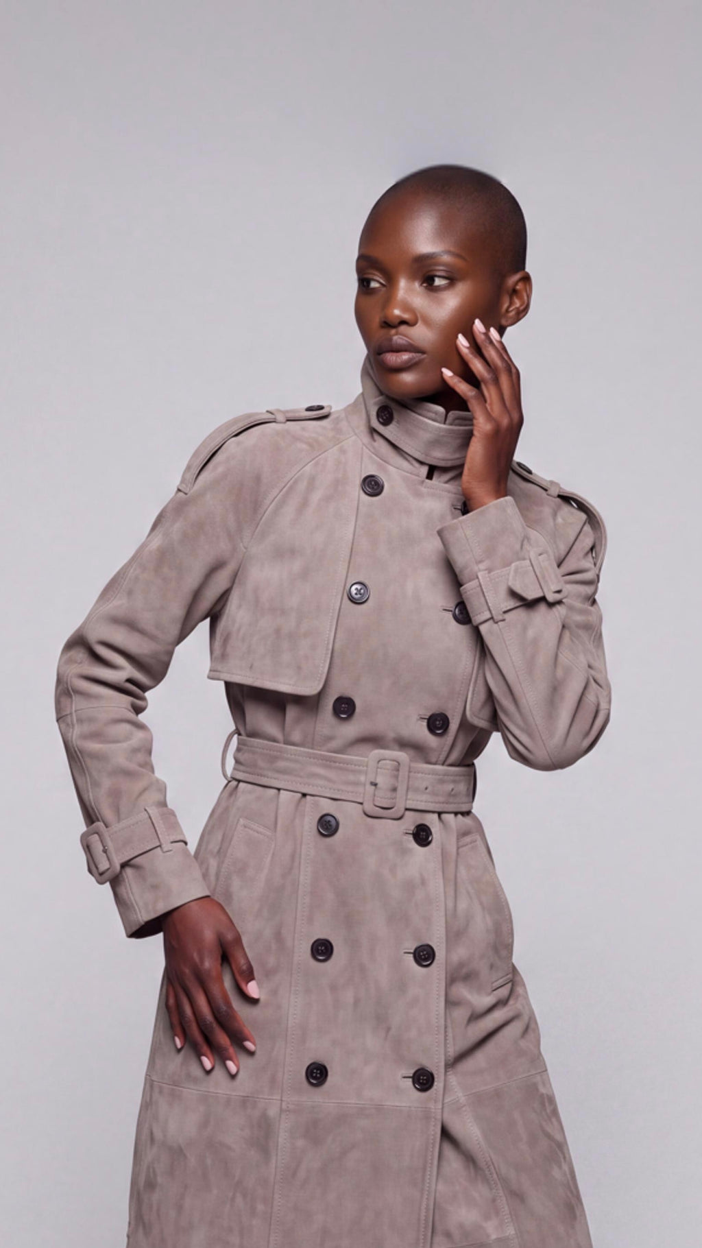Zamszowy płaszcz damski maxi – SUEDE TRENCH