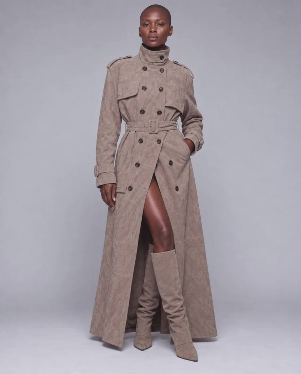 Damen-Maximantel aus Wildleder mit hohem Stehkragen – SUEDE TRENCH. Mehrere Farben